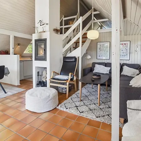 Dom wakacyjny Efimija - 1-4km From The Sea By Interhome